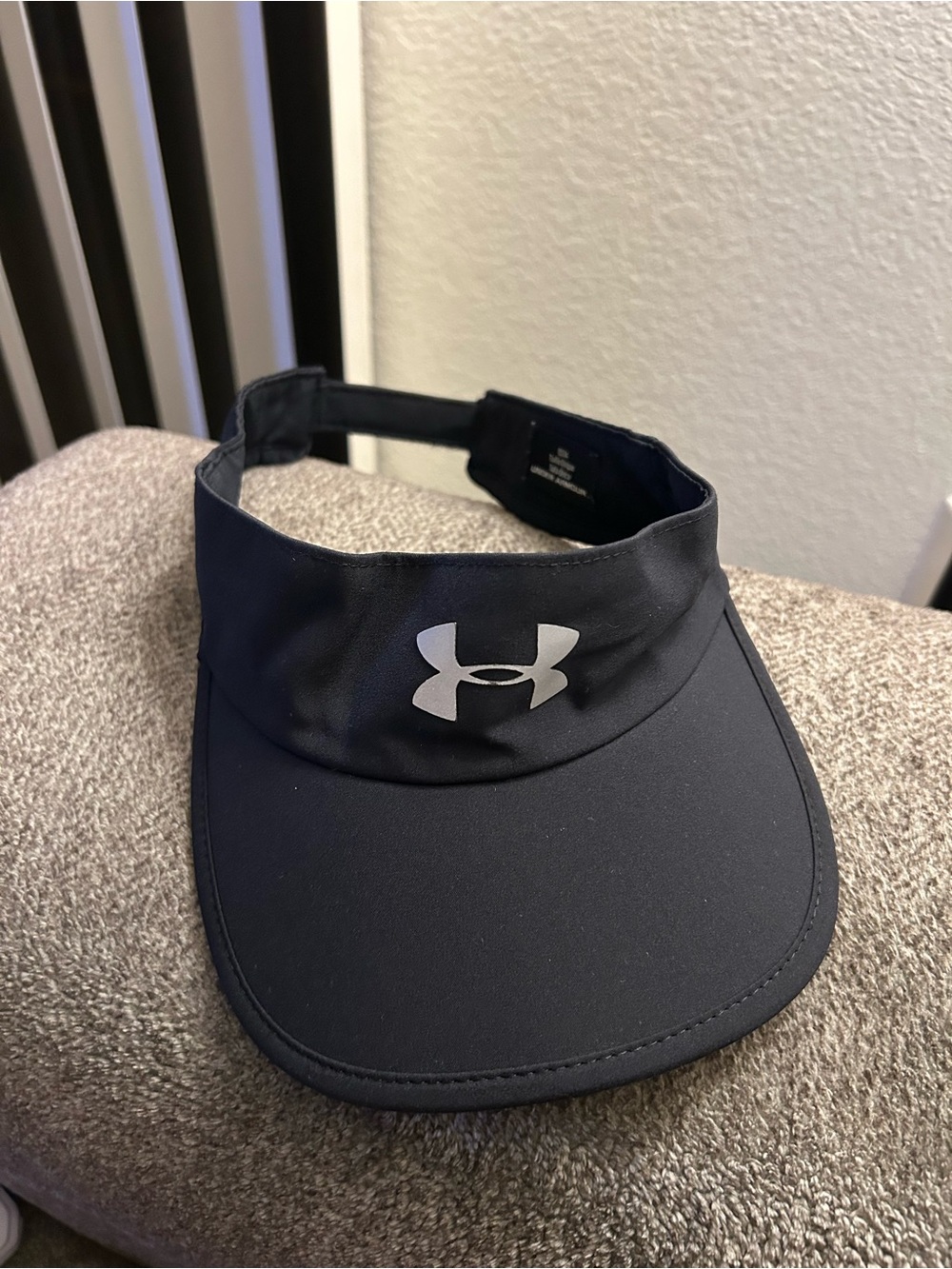 Under Armour Women’s Adjustable Velcro Visor One Size